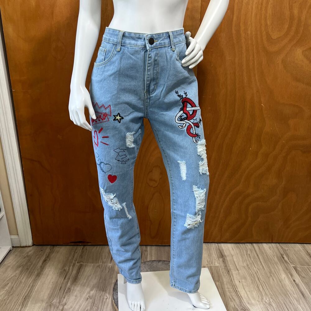 Women’s Embroidered Straight Leg Jeans Light Blue Size 34 Unbranded